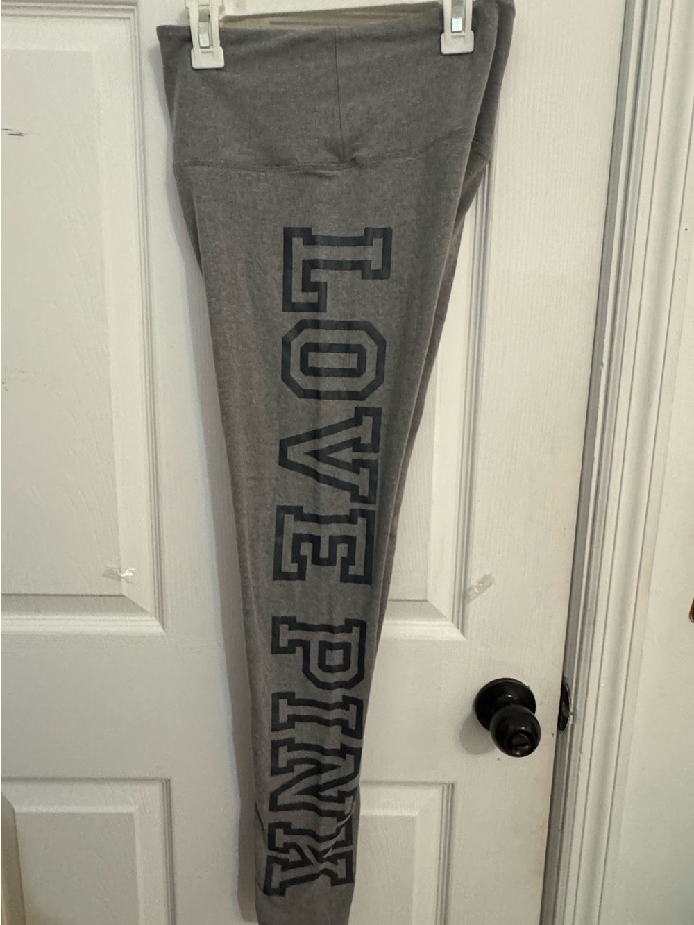 PINK Victoria's Secret Gray 'LOVE PINK' Leggings Small